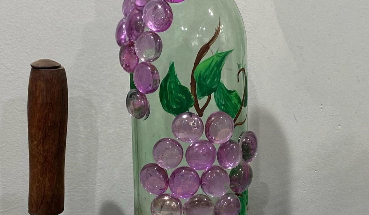Lighted Grape Vine Wine Bottle Class @6:00 pm @Ridgewood Winery Bechtelsville 4.1.22